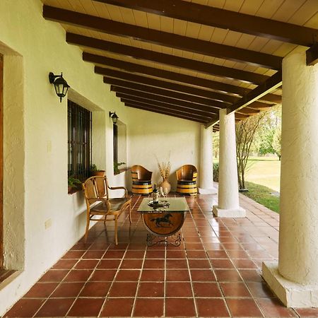 Posada La Celia Eugenio Bustos Luaran gambar